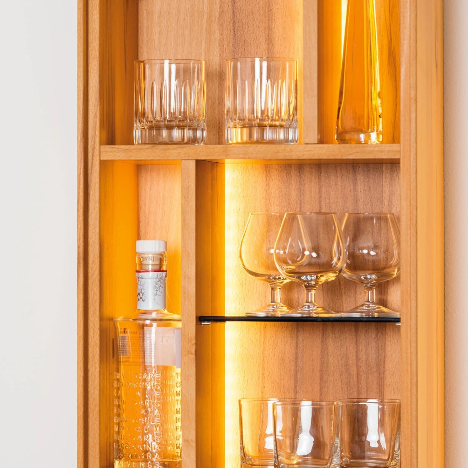 EGLO Connect Stripe-C LED Strip RGBW 300 Cm 8 EGLO Connect Stripe-C LED Strip RGBW 300 Cm - Image 8